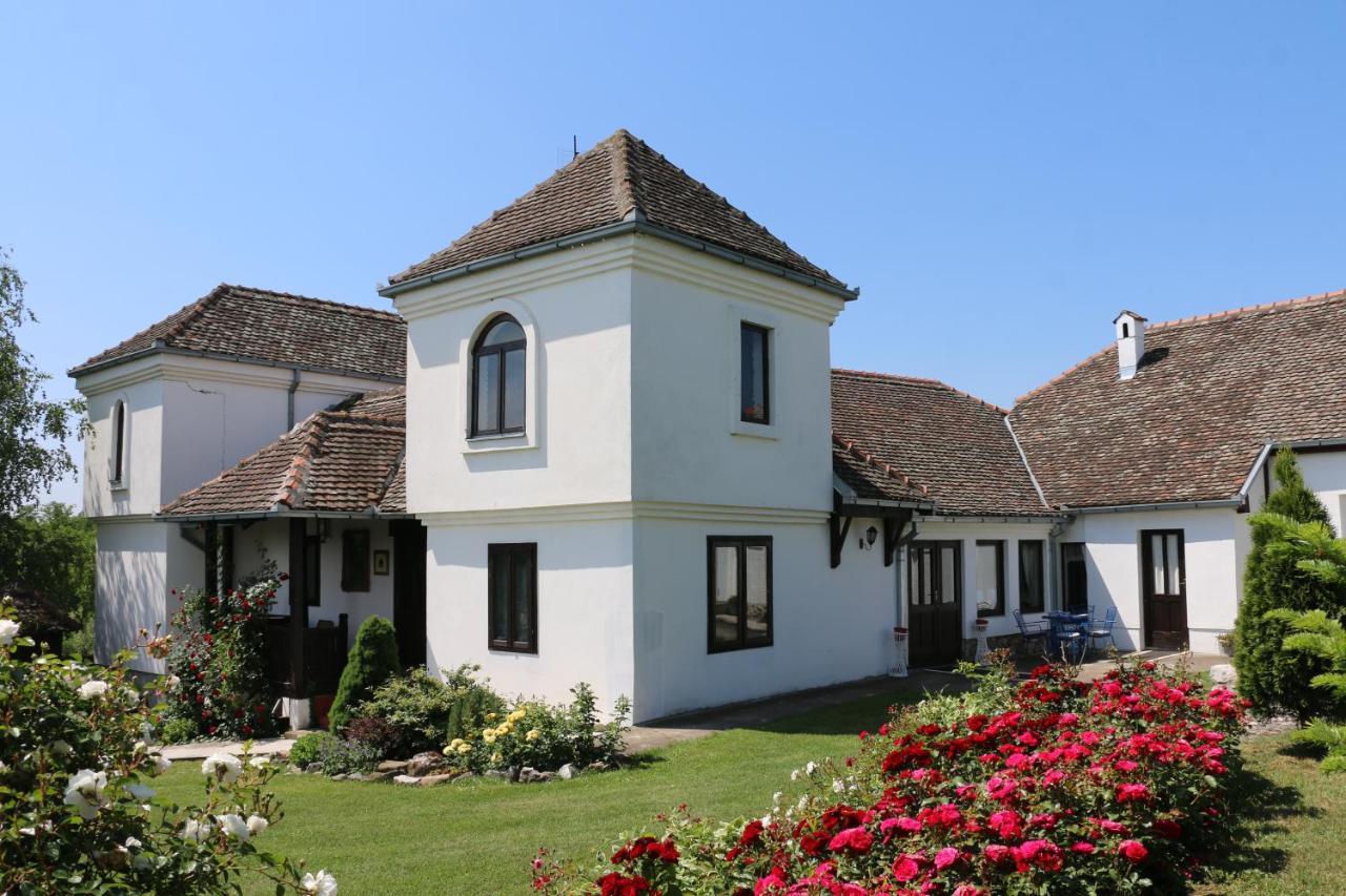 Guest House Vila Albedo Varna ภายนอก รูปภาพ