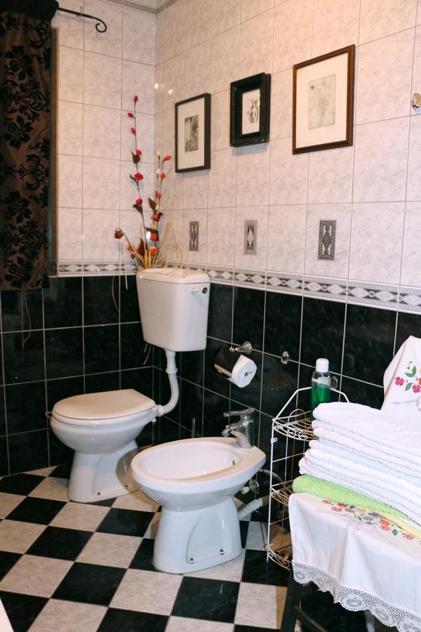 Guest House Vila Albedo Varna ภายนอก รูปภาพ